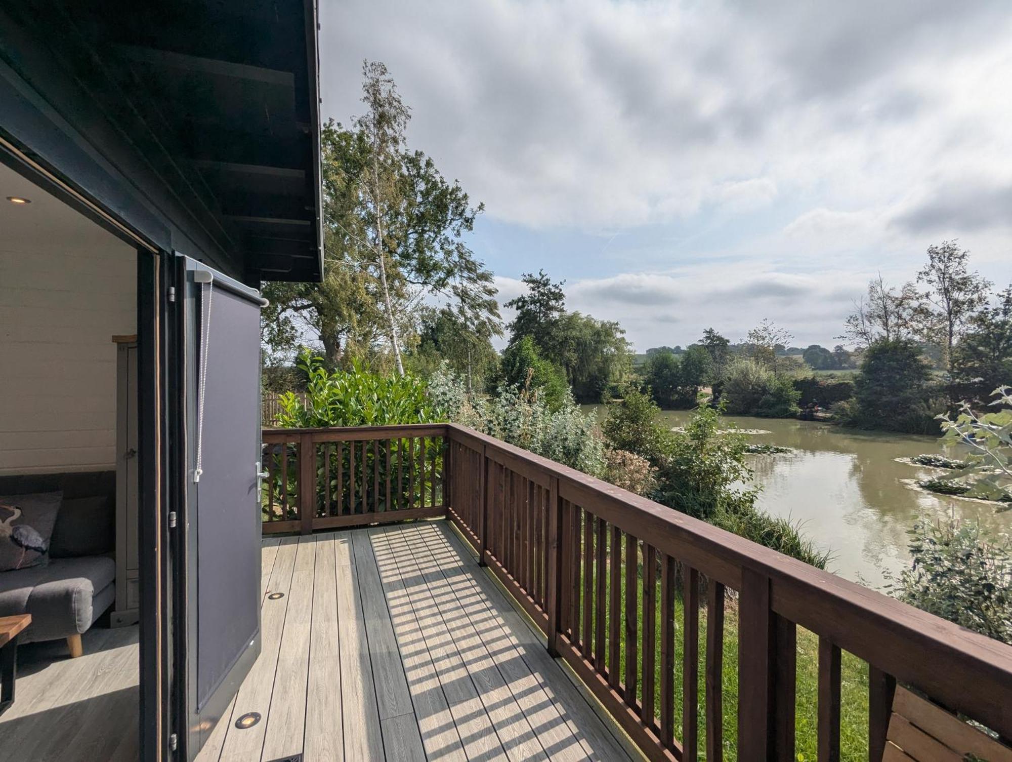 Апартаменты Shearsby Valley Lakes Лестер