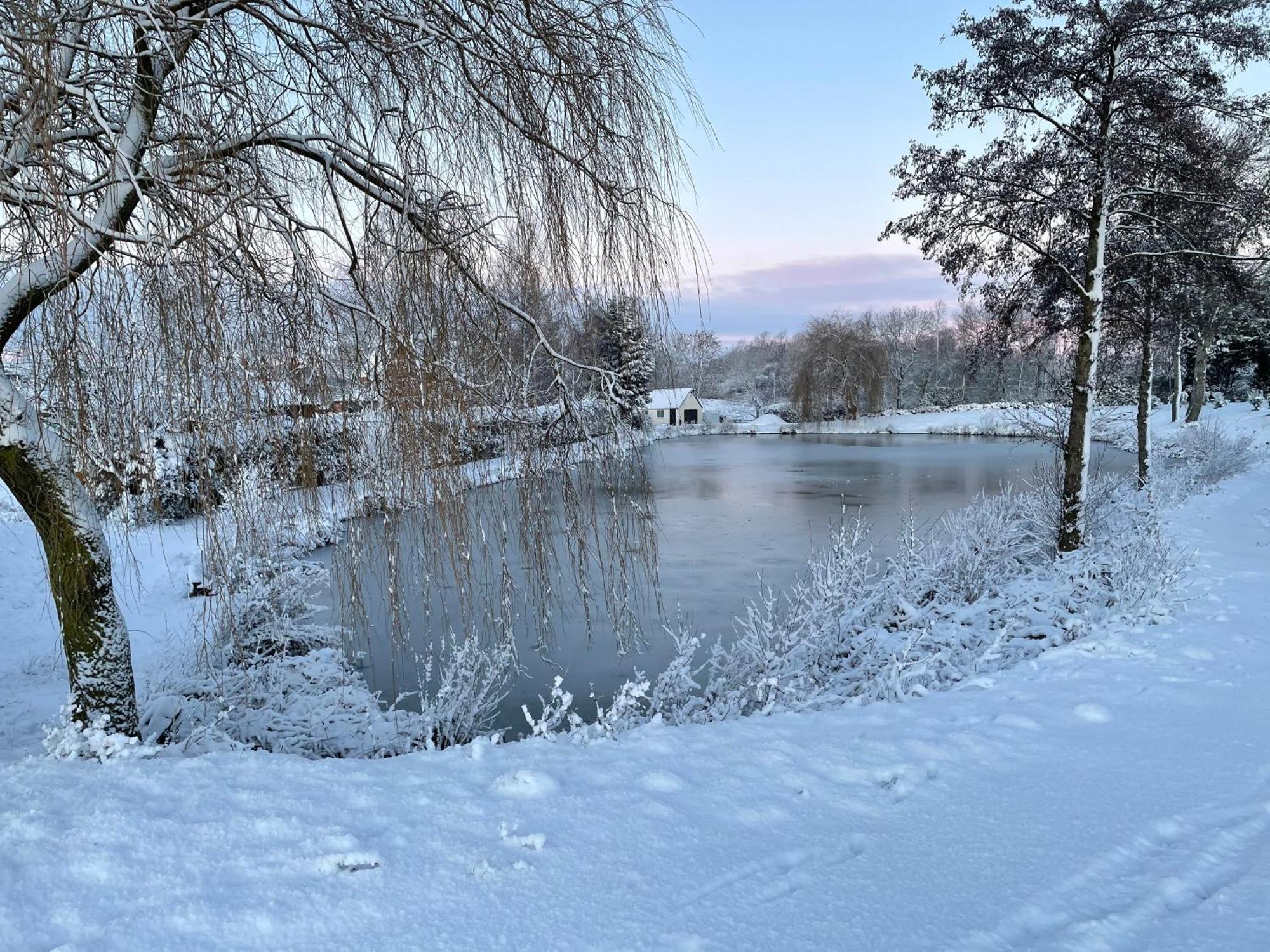 Shearsby Valley Lakes Апартаменты Лестер